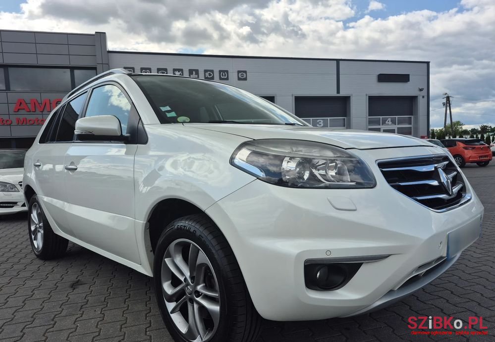 2012' Renault Koleos photo #2