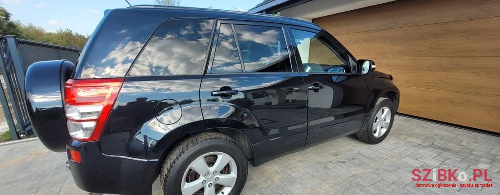 2008' Suzuki Grand Vitara 2.4 De Luxe photo #5