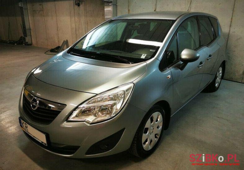 2011' Opel photo #1