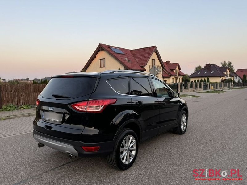 2015' Ford Kuga 2.0 Tdci 2X4 Titanium photo #3