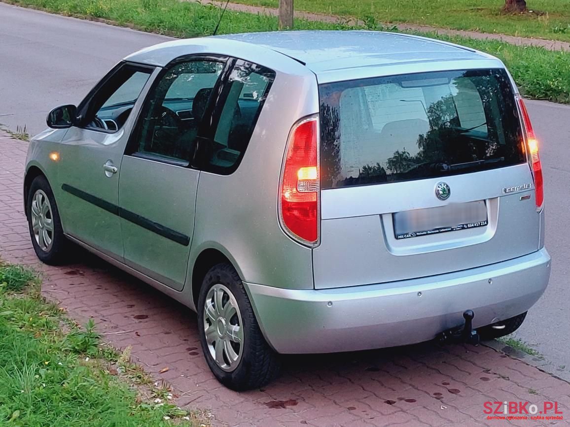 2008' Skoda Roomster photo #6