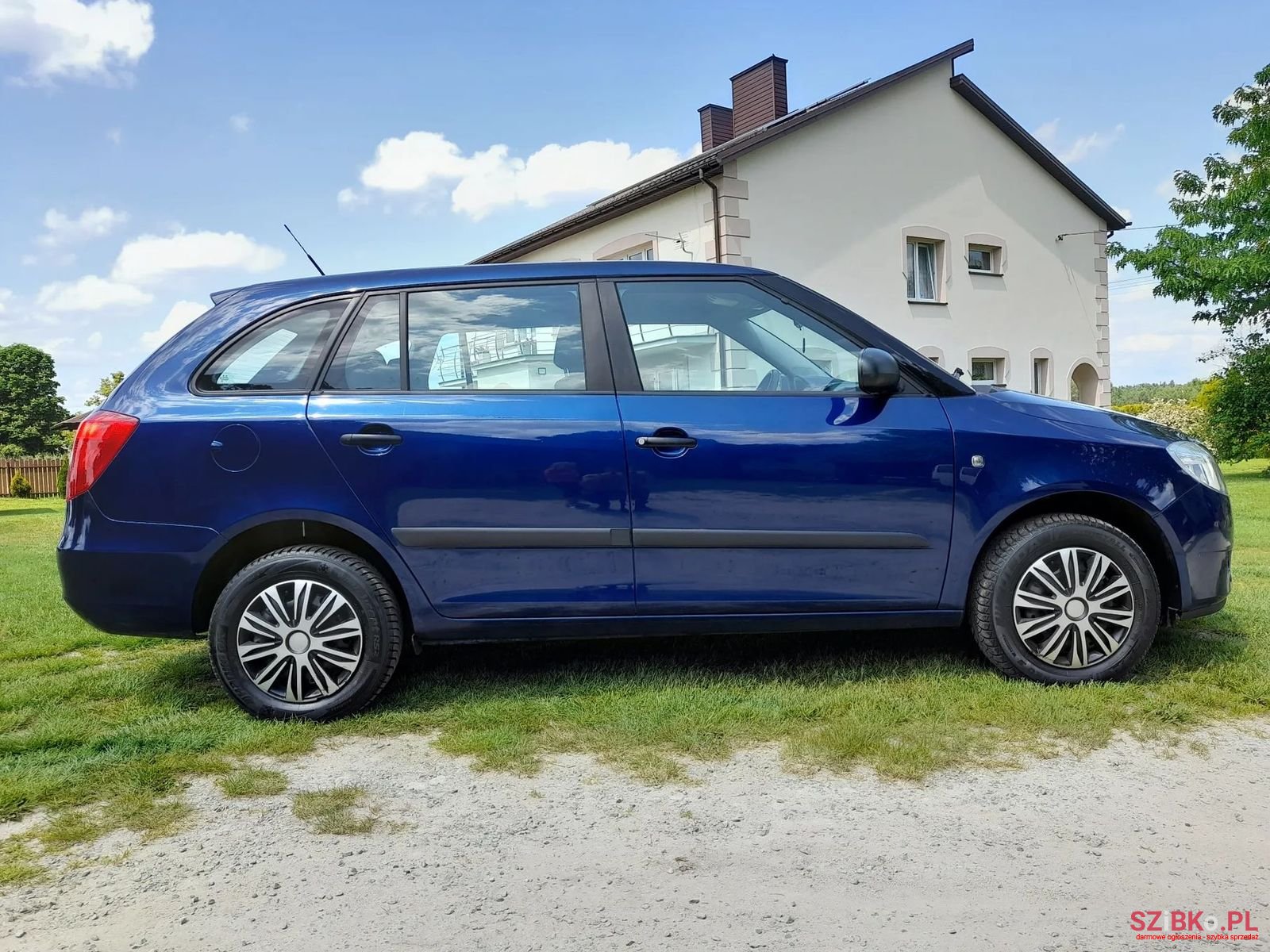 2010' Skoda Fabia photo #5