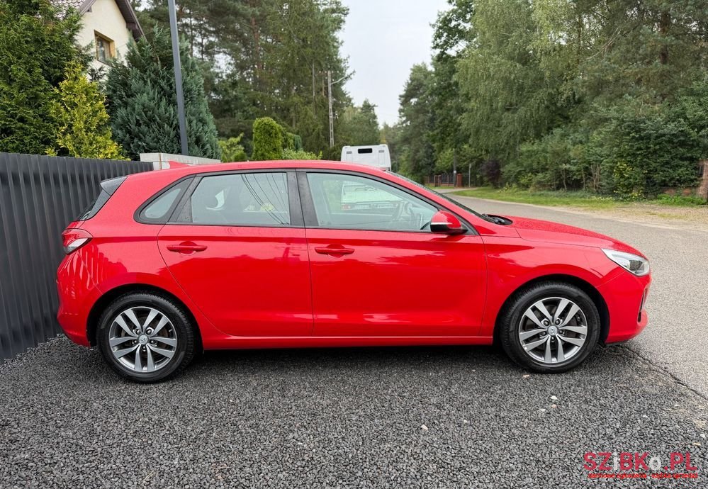 2018' Hyundai i30 1.4 Trend photo #4