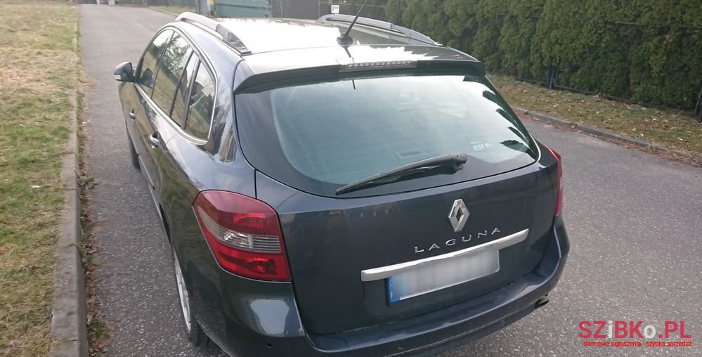 2010' Renault Laguna 2.0 Dci Dynamique photo #3