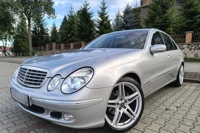 2003' Mercedes-Benz E-Class