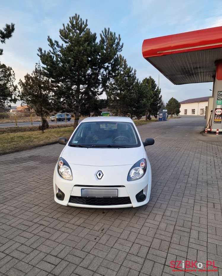 2011' Renault Twingo photo #5