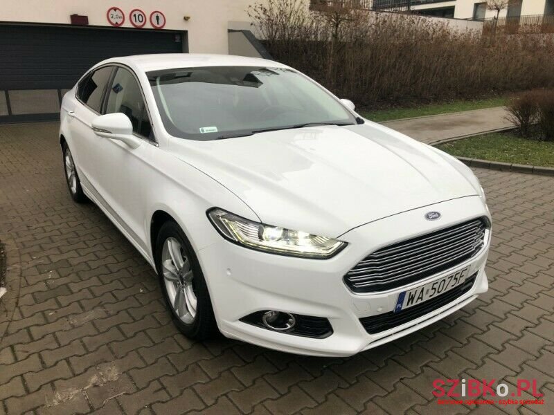 2015' Ford Mondeo photo #3