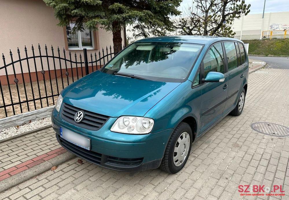 2003' Volkswagen Touran photo #1