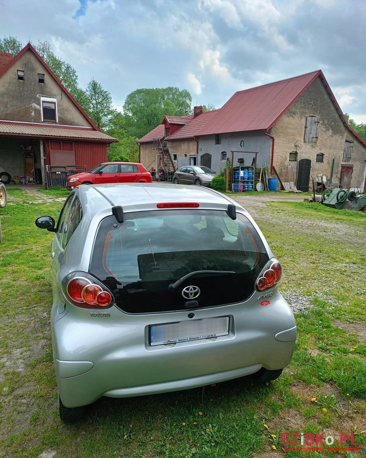 2009' Toyota Aygo 1.0 Vvt-I Luna photo #5