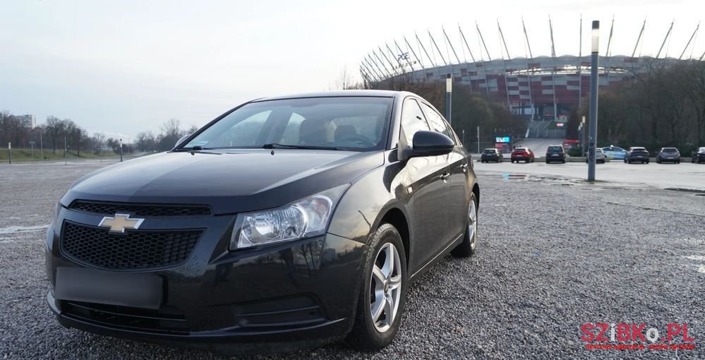 2010' Chevrolet Cruze photo #1