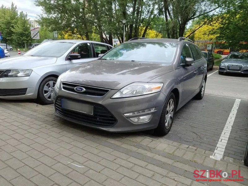 2011' Ford Mondeo photo #1