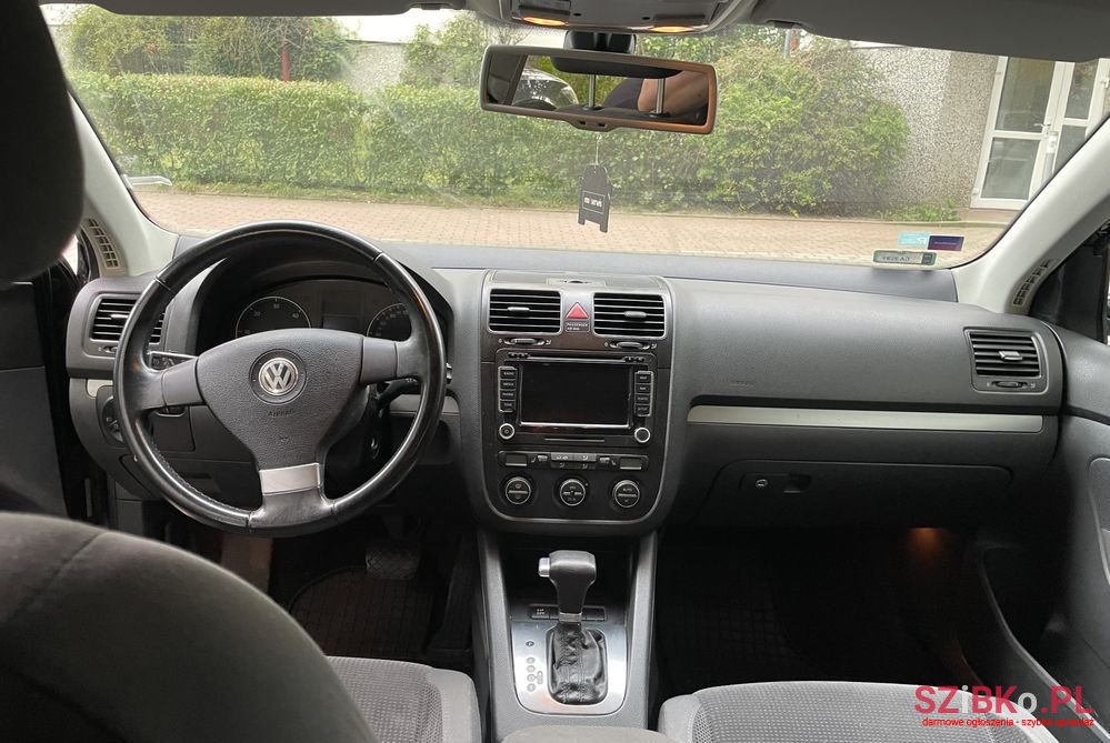 2008' Volkswagen Jetta photo #6