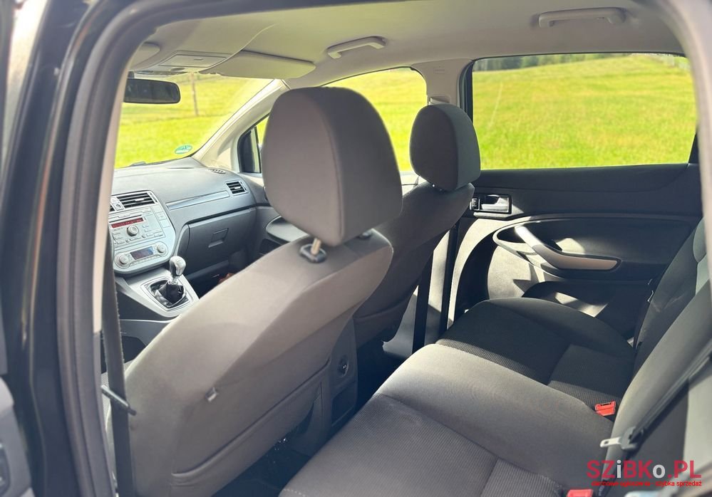 2010' Ford Kuga 2.0 Tdci 4X4 Trend photo #6