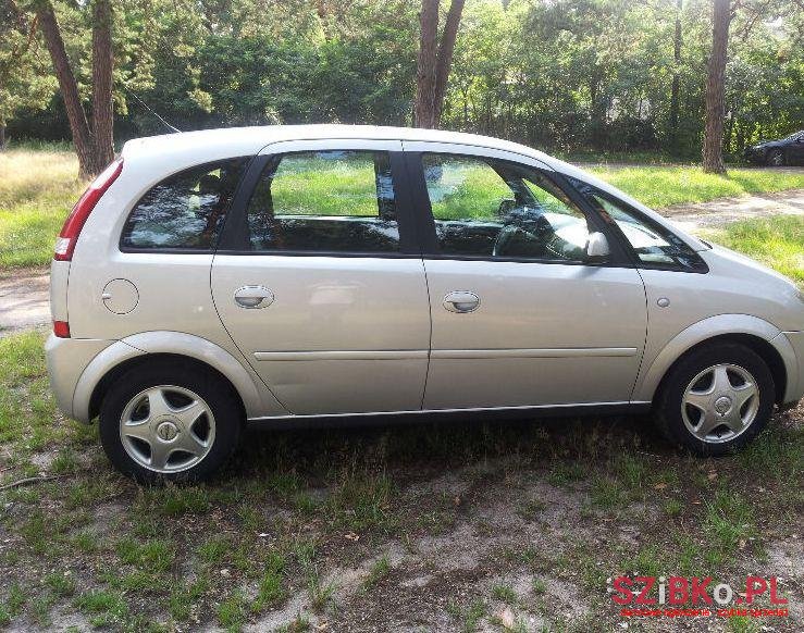 2003' Opel Corsa photo #1