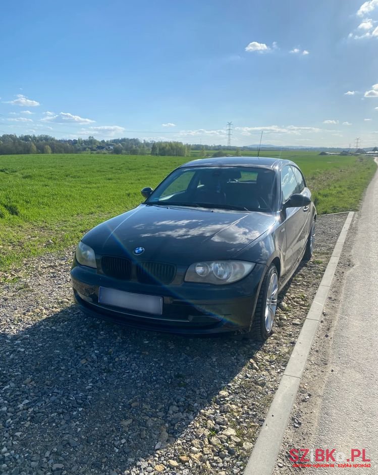 2007' BMW 1 Series 116I photo #1