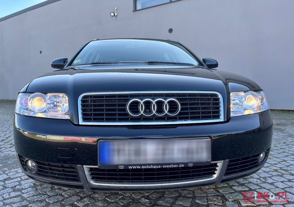 2002' Audi A4 Avant photo #3
