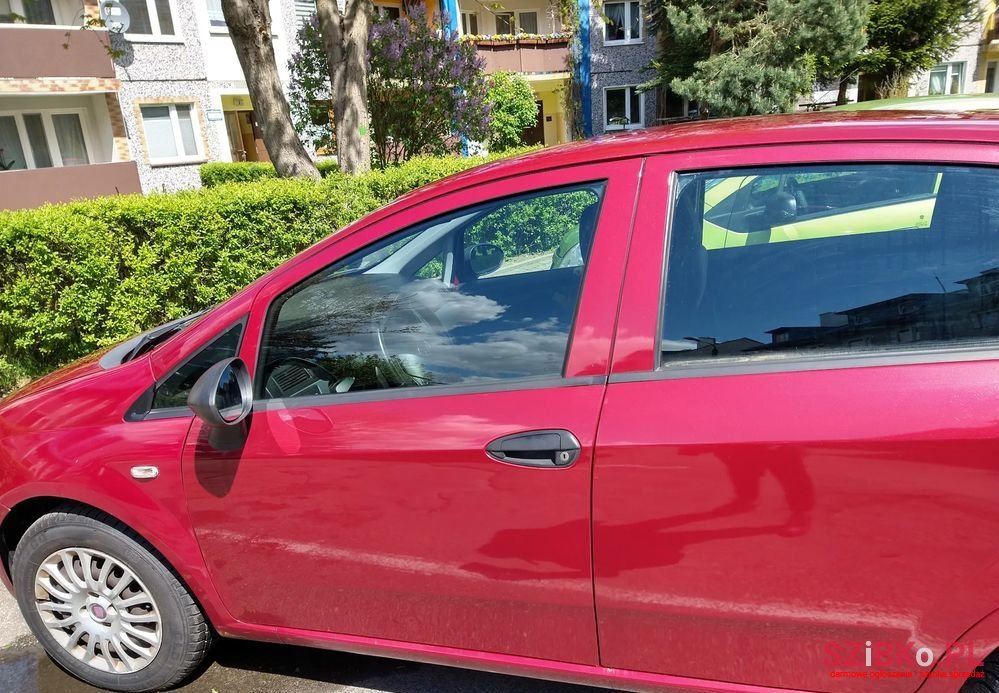 2010' Fiat Grande Punto photo #5