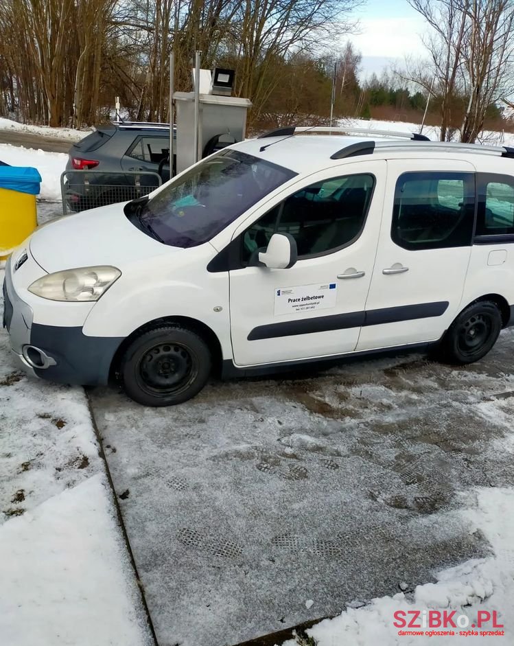 2010' Peugeot Partner photo #3