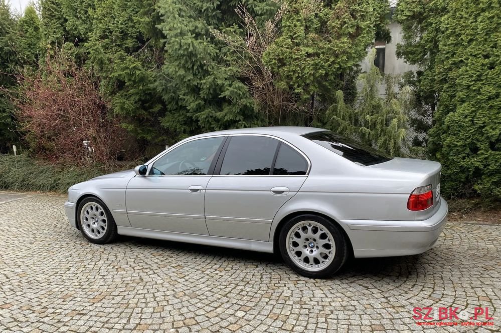 2001' BMW 5 Series 525I photo #3