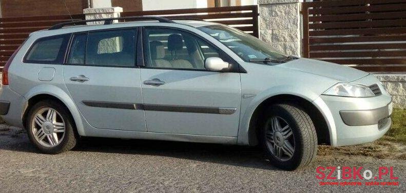 2004' Renault Megane photo #1