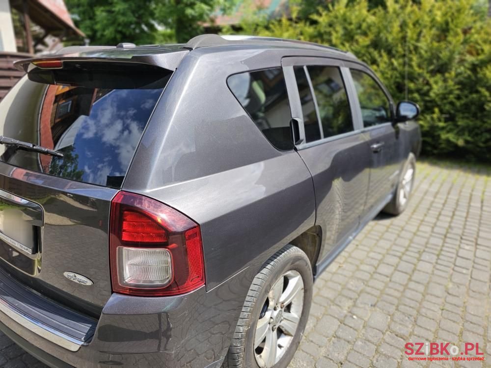 2015' Jeep Compass photo #4