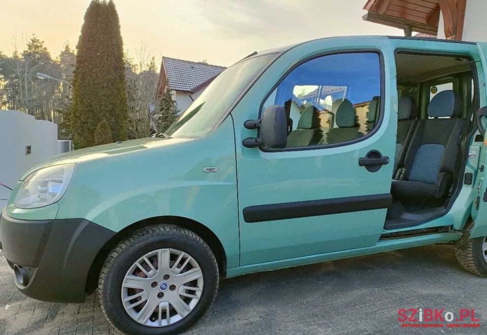 2006' Fiat Doblo photo #5