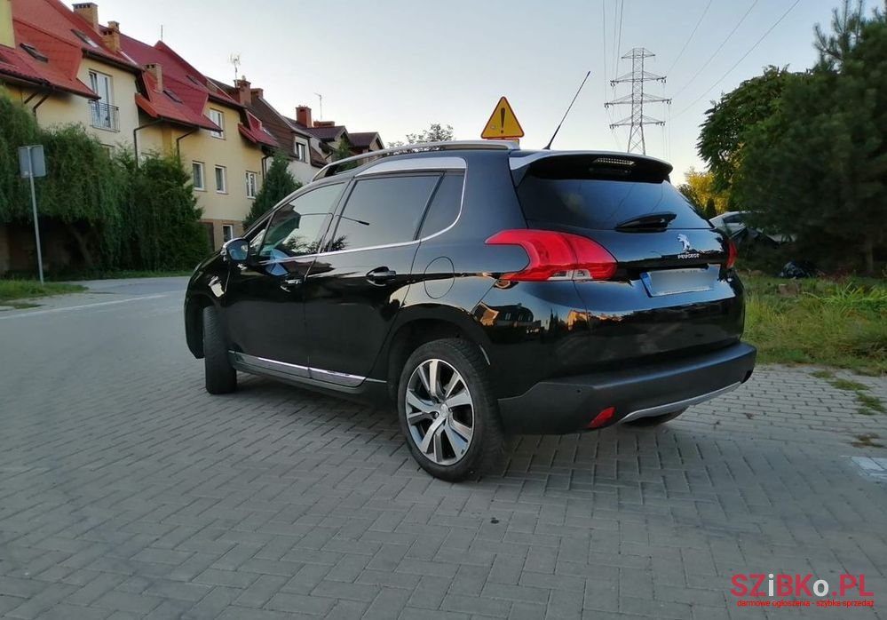 2014' Peugeot 2008 photo #5