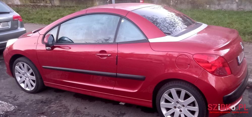 2007' Peugeot 207 150 Thp Platinum photo #4