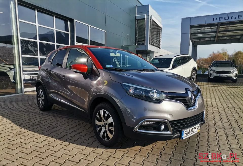 2016' Renault Captur photo #1