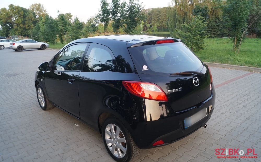 2009' Mazda 2 1.3 Comfort photo #3