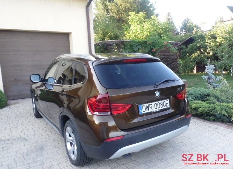 2011' BMW X1 Ver-Sdrive18D photo #4