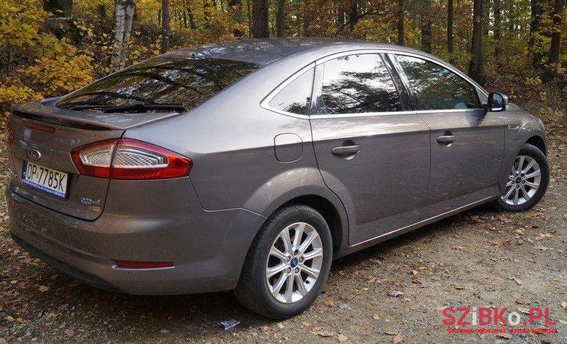 2011' Ford Mondeo photo #1
