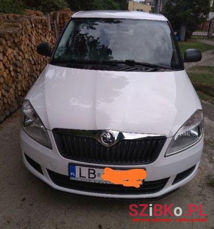 2013' Skoda Fabia photo #2