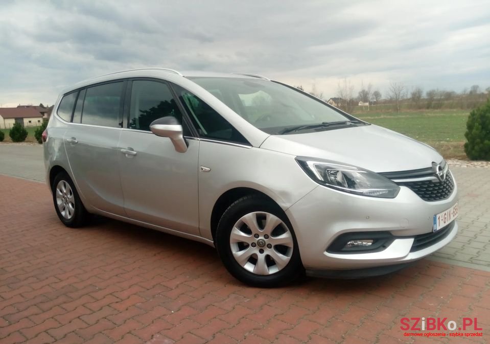 2016' Opel Zafira photo #4