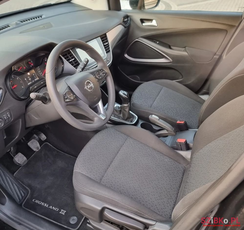 2019' Opel Crossland X 1.2 Limited Edition photo #6