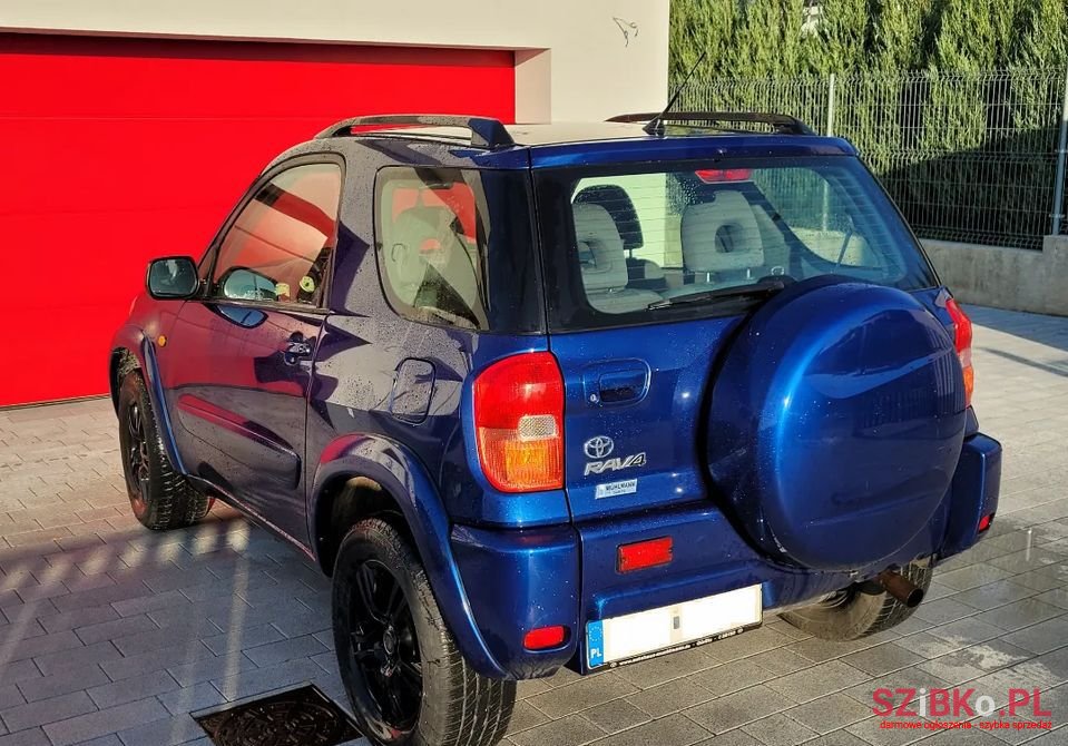 2001' Toyota RAV4 photo #3