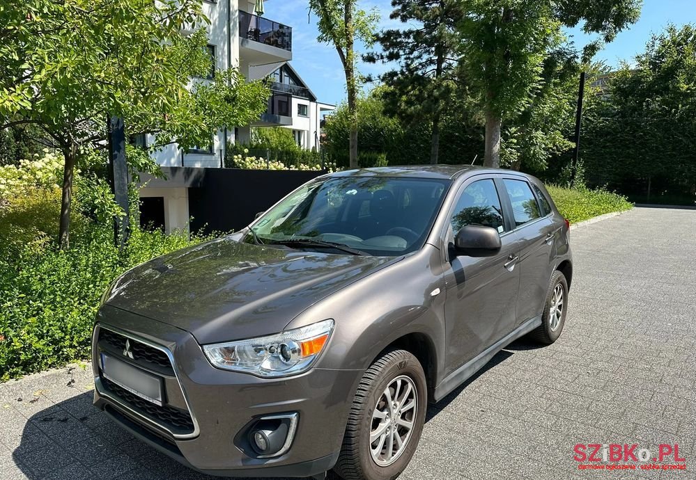 2013' Mitsubishi ASX photo #1
