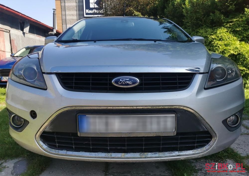 2009' Ford Focus photo #2