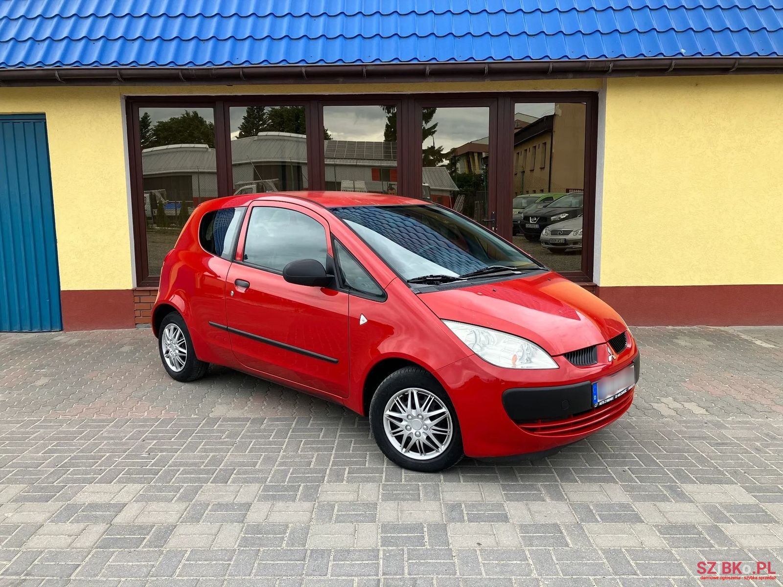 2005' Mitsubishi Colt photo #1