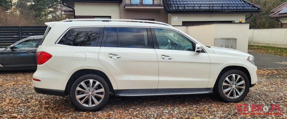 2013' Mercedes-Benz GL photo #6