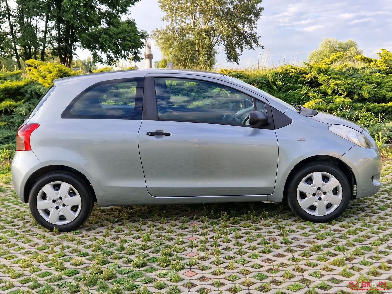 2007' Toyota Yaris photo #6