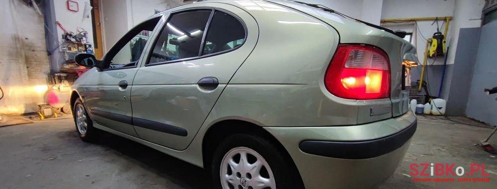 2002' Renault Megane photo #6