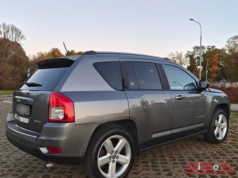 2012' Jeep Compass 2.0 4X2 Limited photo #3