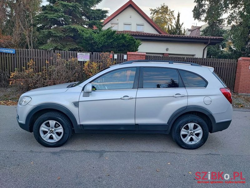 2010' Chevrolet Captiva 2.4 Ls 5Os photo #2