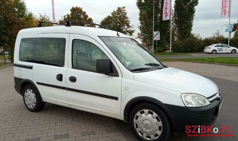 2004' Opel Combo photo #1