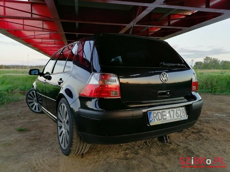 1999' Volkswagen Golf photo #4