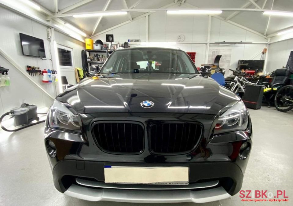 2011' BMW X1 photo #2