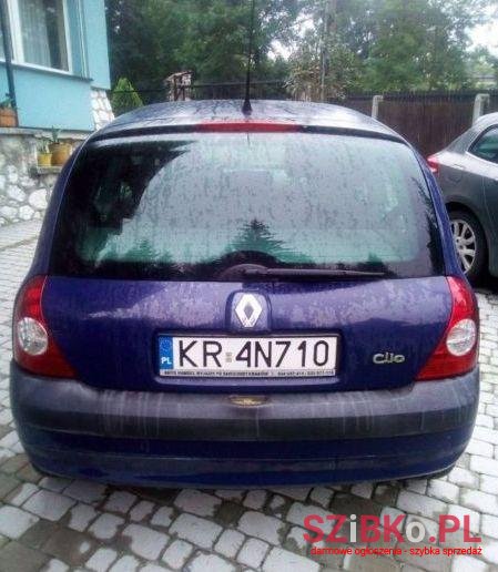 2002' Renault Clio photo #1
