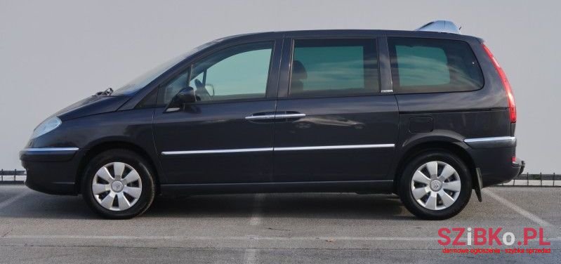 2009' Citroen C8 photo #1