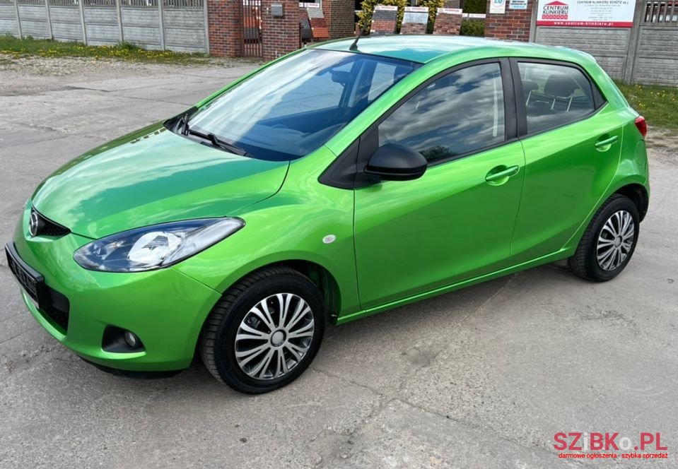 2008' Mazda 2 photo #1